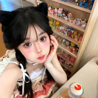 深蓝色的夜晚